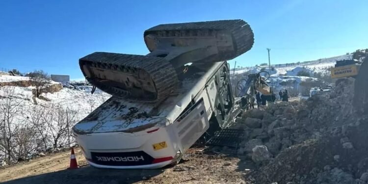 Asfalt vuran texnika aşdı