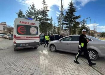 Minik avtomobili və motosiklet toqquşdu: 1 yaralı