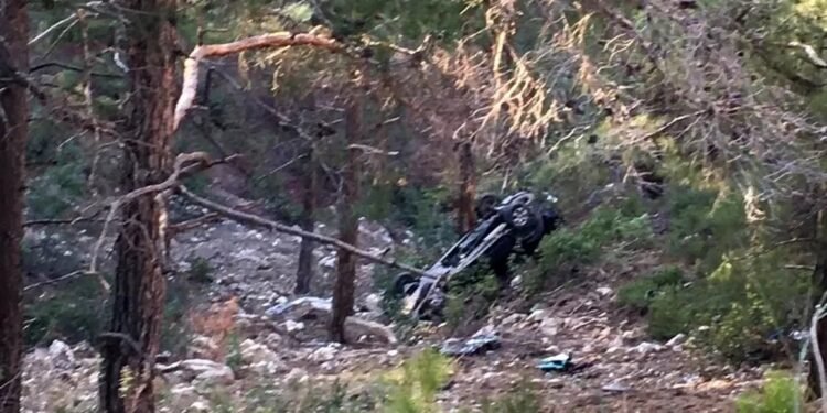 14 yaşlı şəxsin idarə etdiyi avtomobil uçurumdan aşdı