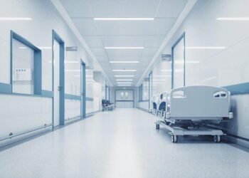 Məşhur aktyor xəstəxanaya yerləşdirildi – FOTO