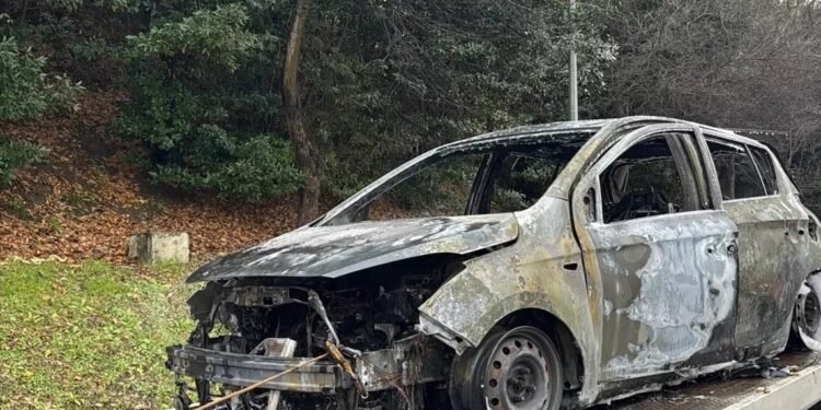 Körpünün üstündə avtomobil yandı