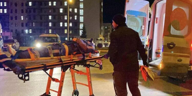 Minik avtomobili və motosiklet toqquşdu: 1 yaralı