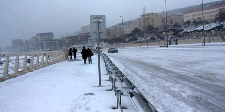 Sabah Bakıda qar yağacaq