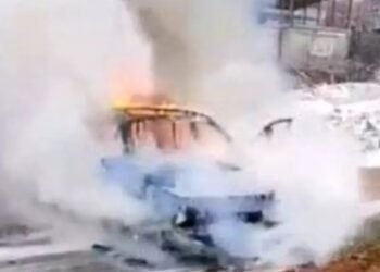 Hərəkətdə olan avtomobil yandı