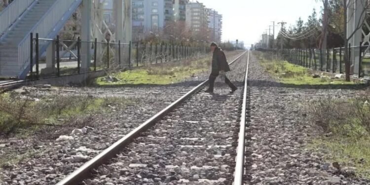 Xaçmazda 59 yaşlı kişini qatar vurub, xəstəxanada ölüb