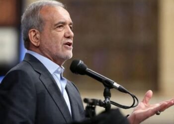 Pezeşkian sözünü kəsən şəxsin cavabını Azərbaycan dilində verdi – VİDEO