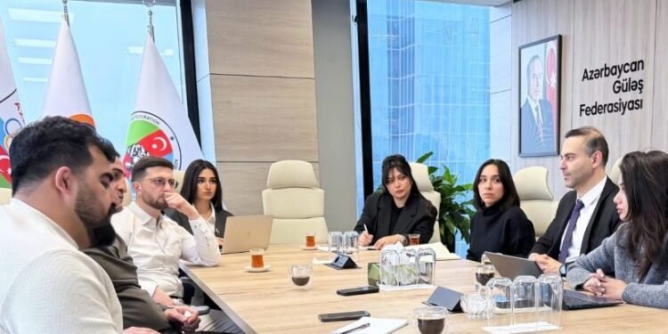 Güləş Federasiyası və MOK müxtəlif layihələri müzakirə edib