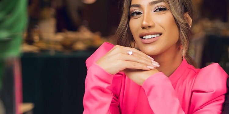 Röya: "Onu həftədə 3 dəfə "blok"a atıram"