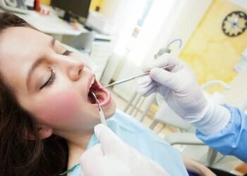 Azərbaycanda ötən il 74 stomatoloqun qanunsuz fəaliyyəti aşkarlanıb