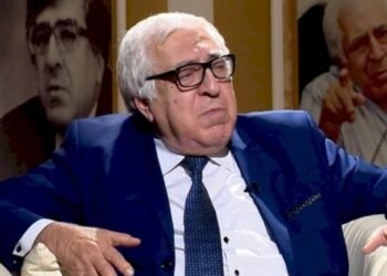 Anar Rzayev: “Hələ üzümüzə də dururlar, boğaza yığılmışıq”