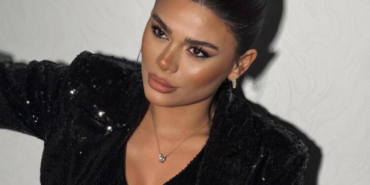 “Məni 2 yaşımda atıb gedib, ailəm dağılanda axtarmayıb”