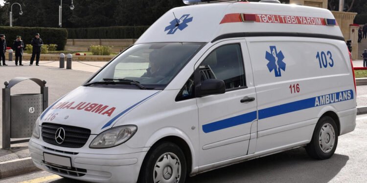 Ucarda maşın kanala aşıb:1 nəfər ölüb