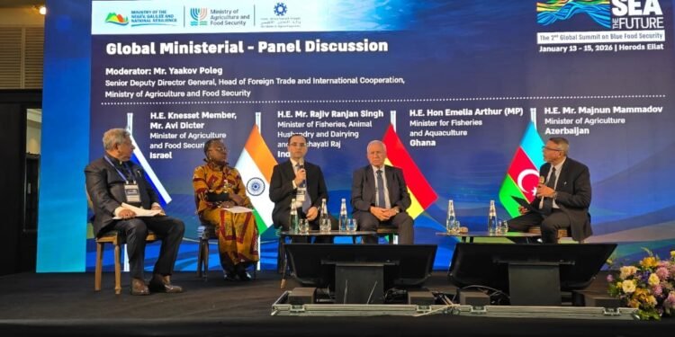 Nazir Məcnun Məmmədov İsraildə “Sea the future: II Mavi Qida Təhlükəsizliyi Qlobal Sammiti” çərçivəsində keçirilən Nazirlər Panelində çıxış edib