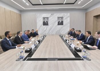 Mastercard şirkətinin strateji inkişaf üzrə vitse-sədri və prezidenti Con Hantsman Azərbaycan Mərkəzi Bankının sədri ilə görüşüb və AmCham Azerbaijan ilə tərəfdaşlıq çərçivəsində Bakıda maliyyə bazarının əsas iştirakçıları ilə biznes dairəvi masa təşkil edib