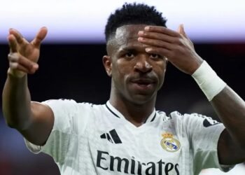 Vinisius “Real Madrid”dəki gələcəyi ilə bağlı qərar verdi