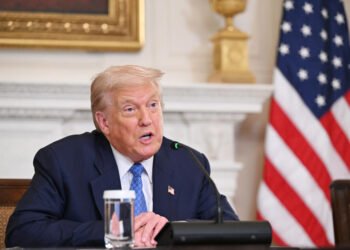 Tramp İlham Əliyevə məktub göndərib