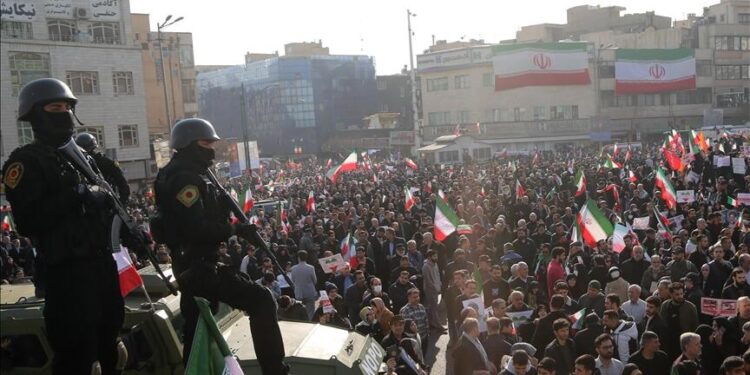 İranda ölənlər və saxlanılanların sayı açıqlandı