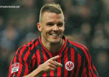 “Qarabağ”a 3 qol vurmuşdu – indi məşqçi kimi Bakıya gəlir