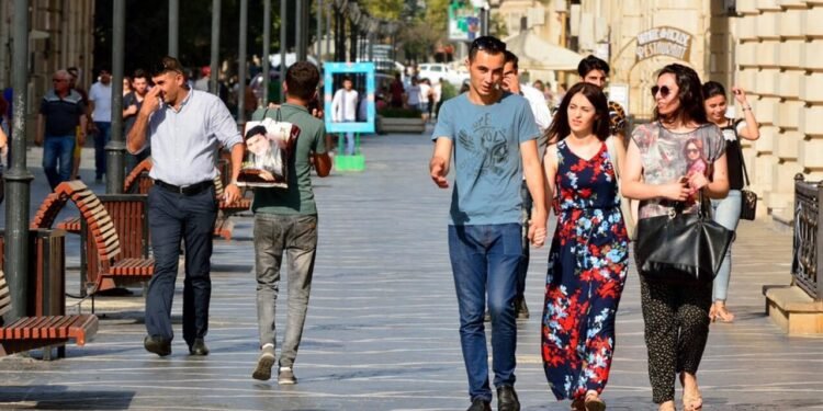 Azərbaycan əhalisinin sayı açıqlandı