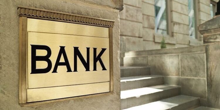 Azərbaycanda bu bankların əmlakları hərraca çıxarılır