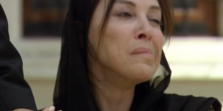 “Aşk-ı Memnu”dakı məşhur səhnəni 18 il sonra yenidən CANLANDIRDI - VİDEO