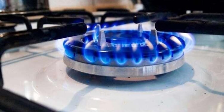 Qaz birdən kəsilir, birdən çox gəlir - Sumqayıtda təhlükəli vəziyyət