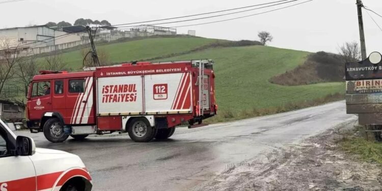 Avtomobil su kanalına aşdı: 1 yaralı