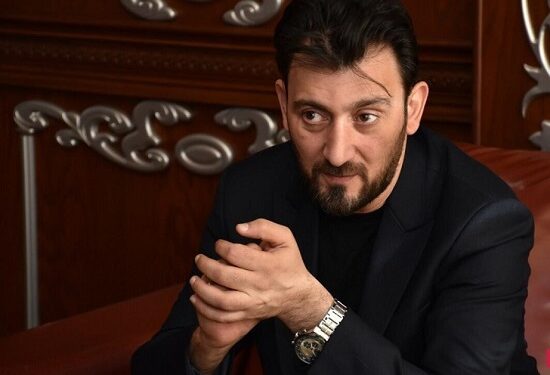 “Ayda 1200-1500 manat qazansam, rahat dolanaram”