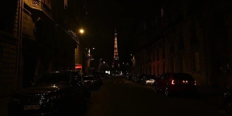 Fransada "Nils" qasırğası: 900 min ev işıqsız qaldı