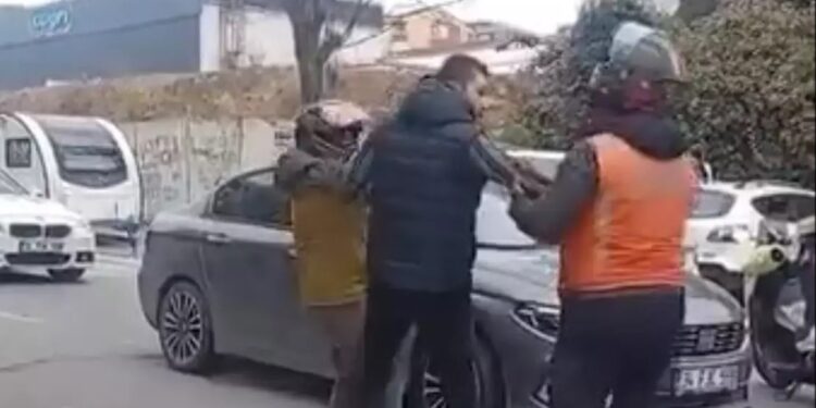 Nəqliyyatdakı mübahisə zamanı tərəflərdən biri odlu silahdan istiadə etdi