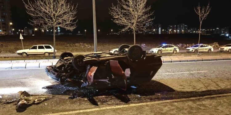 Avtomobil aşdı: 4 yaralı