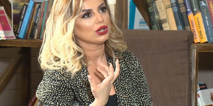 "Sevgililər günü"ndən mənə NƏ?"