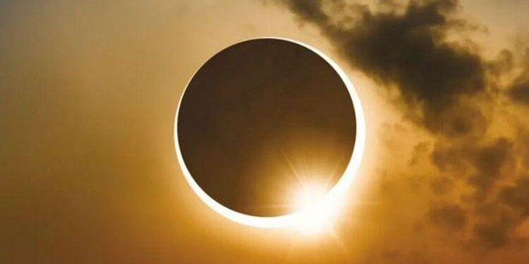 Səmada möhtəşəm mənzərə: 2026-cı ilin ilk Günəş tutulması başladı