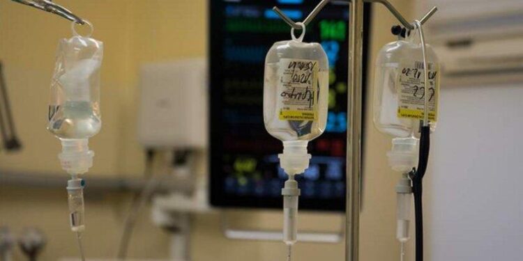 Gənc tələbə qız dərmandan zəhərləndi