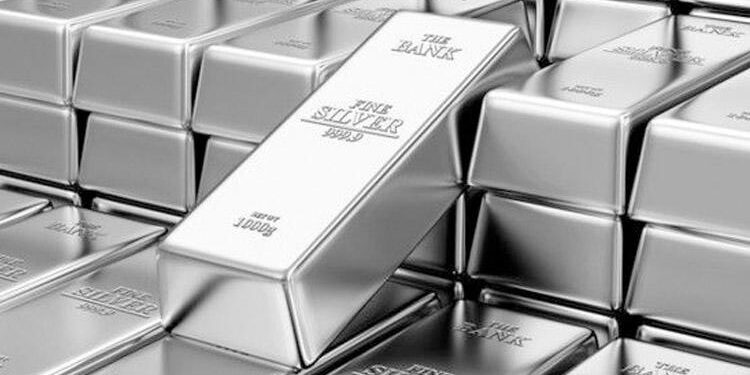 Keçən il 5 manat idi, indi 15 manat: Gümüşdə rekord bahalaşma