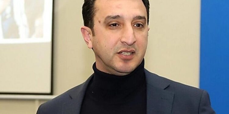 Cahangir Həsənzadə vəzifədən uzaqlaşdırıldı