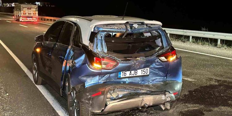 Minik avtomobili və TIR toqquşdu: 4 yaralı