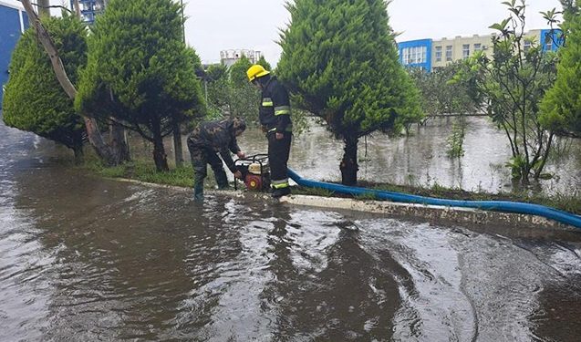 Sumqayıtda yarımstasiya və TM ərazilərinin sel sularından təmizlənməsi prossesini davam etdirilir