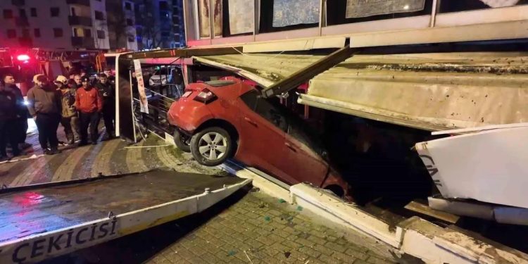 Avtomobil iş yerinə çırpıldı