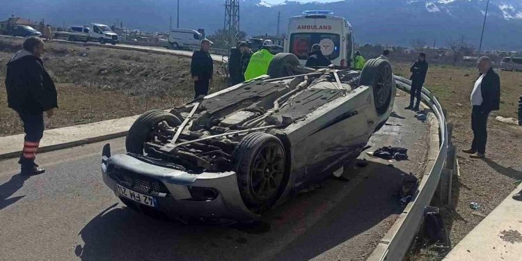 Avtomobil aşdı:4 yaralı