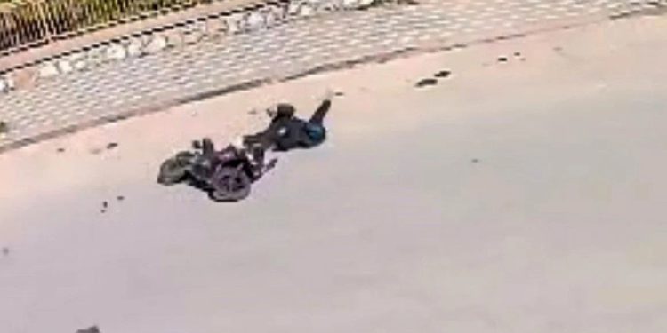 Minik avtomobili və motosiklet toqquşdu: 1 yaralı