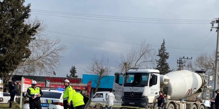 Motosiklet və betonqarışdıran maşın toqquşdu: 1 ölü
