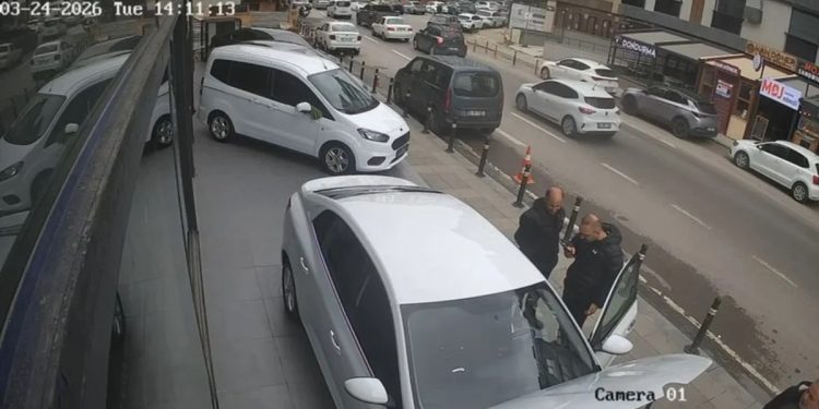 Avtomobilə silahlı hücum: 2 yaralı