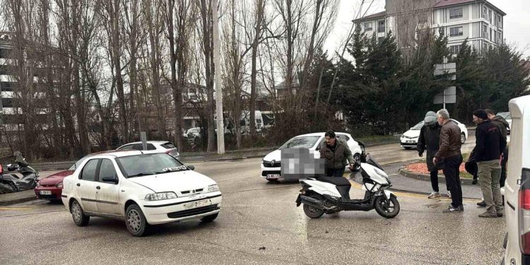 Minik avtomobili və motosiklet toqquşdu: 1 yaralı