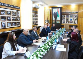 Balıqçılıq və Akvakultura Mərkəzinin nümayəndə heyəti ADAU-da görüşlər keçirib