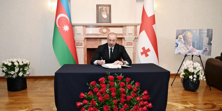 Prezident İlham Əliyev Gürcüstanın Azərbaycandakı səfirliyində olub, başsağlığı verib - FOTOLAR