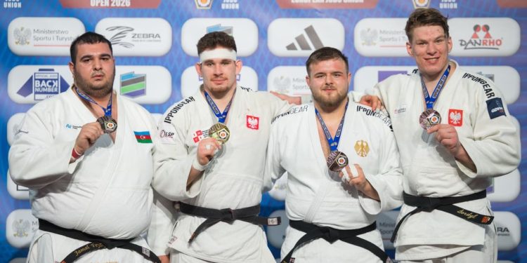 Böyüklər arasında Avropa Açıq Turniri başa çatıb