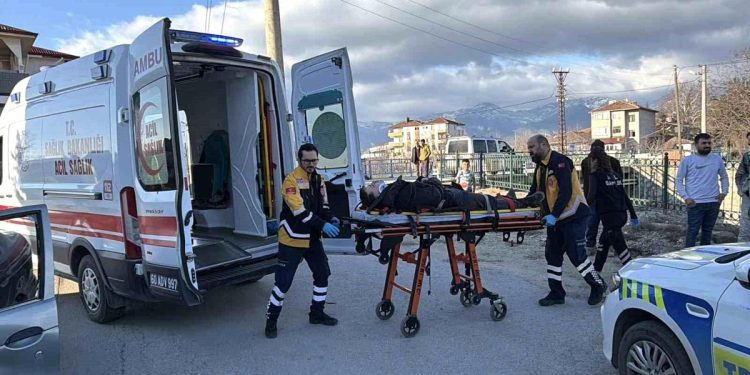 Minik avtomobili və motosiklet toqquşdu: 2 yaralı