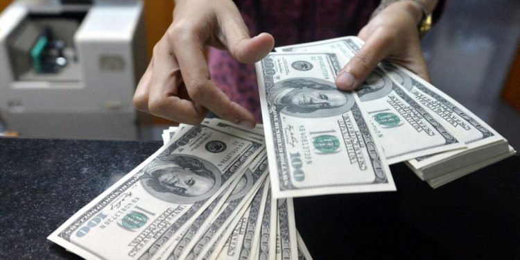 Yeni dollarların üzərində görün kimin imzası OLACAQ