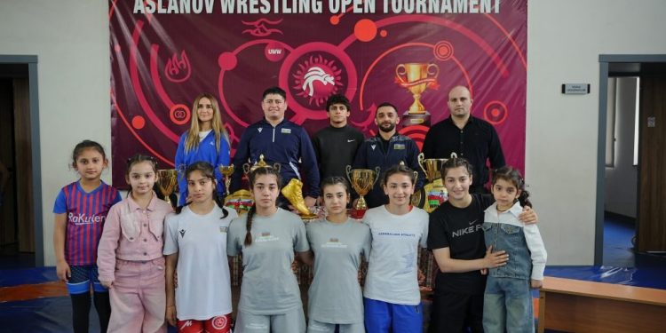 Tanınmış güləşçilər Xırdalanda ustad dərsi keçib